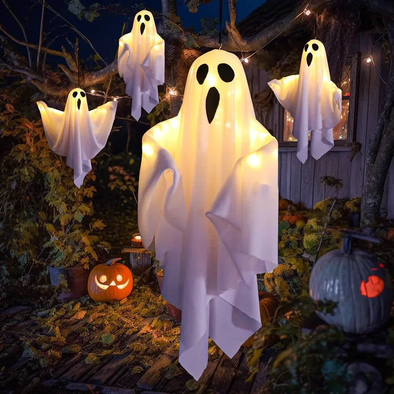 Fantasminhas de LED para decoração de Hallowen.